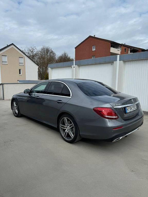 Brugt Mercedes E220 194 HK (142 kW) 2018 Grå Sedan