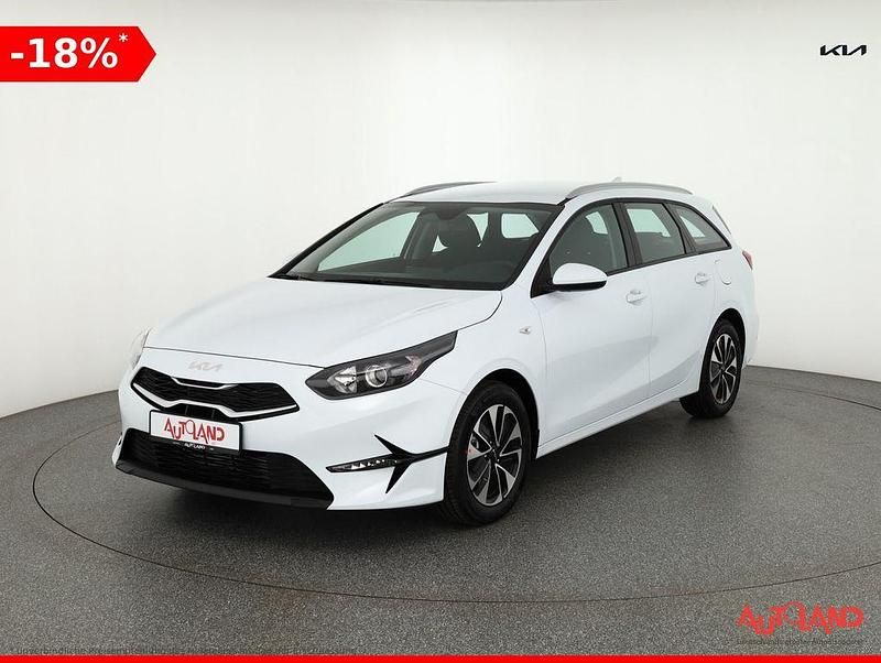Weiß Neu 2024 Kia Ceed Sportswagon Kombi | 21.890 € (Guter Preis) - Bild 1/4