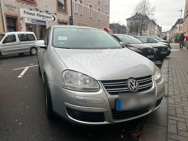 Silber Gebraucht 2007 VW Jetta Limousine | 2.450 € (Fairer Preis) - Bild 1/4
