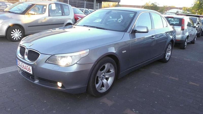 Gebraucht BMW 520 170 PS (125 kW) 2003 Grau Limousine