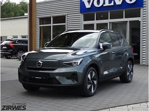 Neu Volvo EX40 Plus 185 kW (252 PS) 2026 Grau (forest lake / metallic) SUV