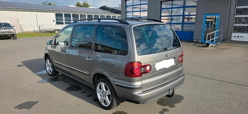 Gebraucht VW Sharan 140 PS (102 kW) 2008 Grau Van / Kleinbus