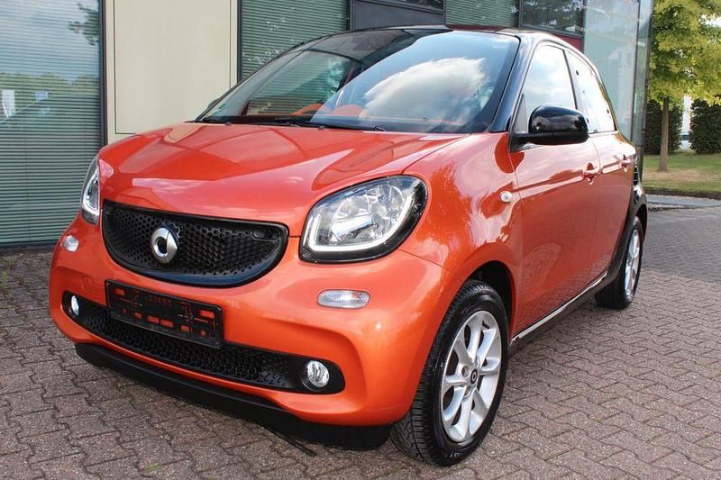 Schwarz Gebraucht 2015 Smart ForFour Passion Kleinwagen | 7.750 € (Fairer Preis) - Bild 1/4