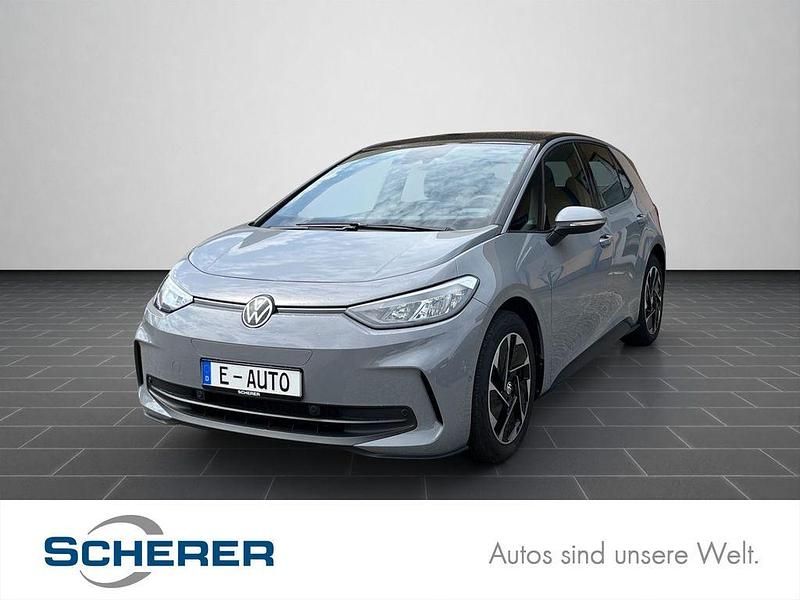 Mondsteingrau Gebraucht 2024 VW ID.3 Pro Kleinwagen | 32.745 € (Fairer Preis) - Bild 1/4