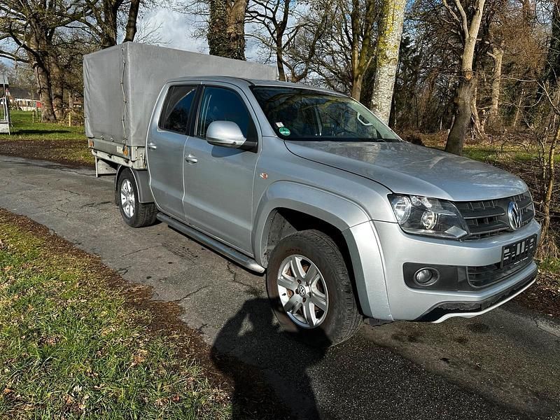 Gebraucht VW Amarok 163 PS (119 kW) 2010 Silber Pickup