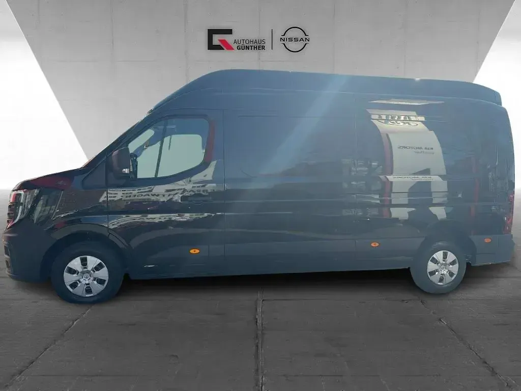 Neu Nissan Interstar N-Connecta 170 PS (125 kW) 2026 Schwarz Van