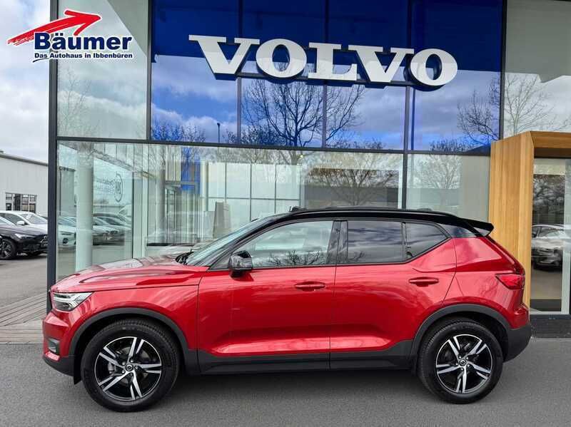 Gebraucht Volvo XC40 R-Design 156 PS (114 kW) 2019 Fusion red / metallic (metallic) SUV