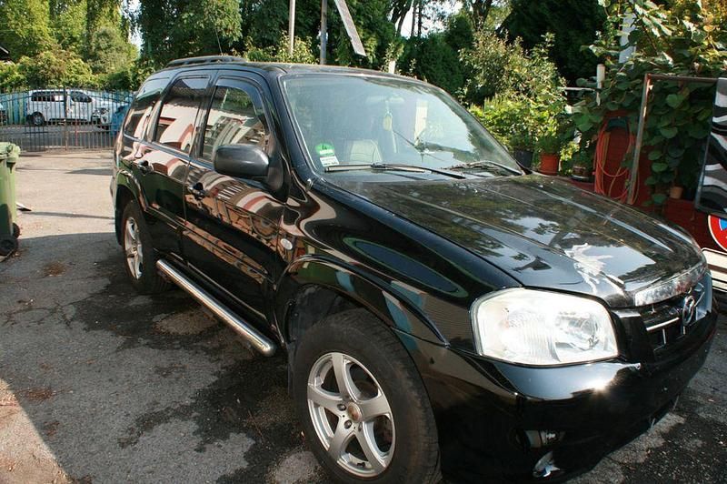 Schwarz Gebraucht 2005 Mazda Tribute Exclusive SUV | 4.750 € (Guter Preis) - Bild 1/4