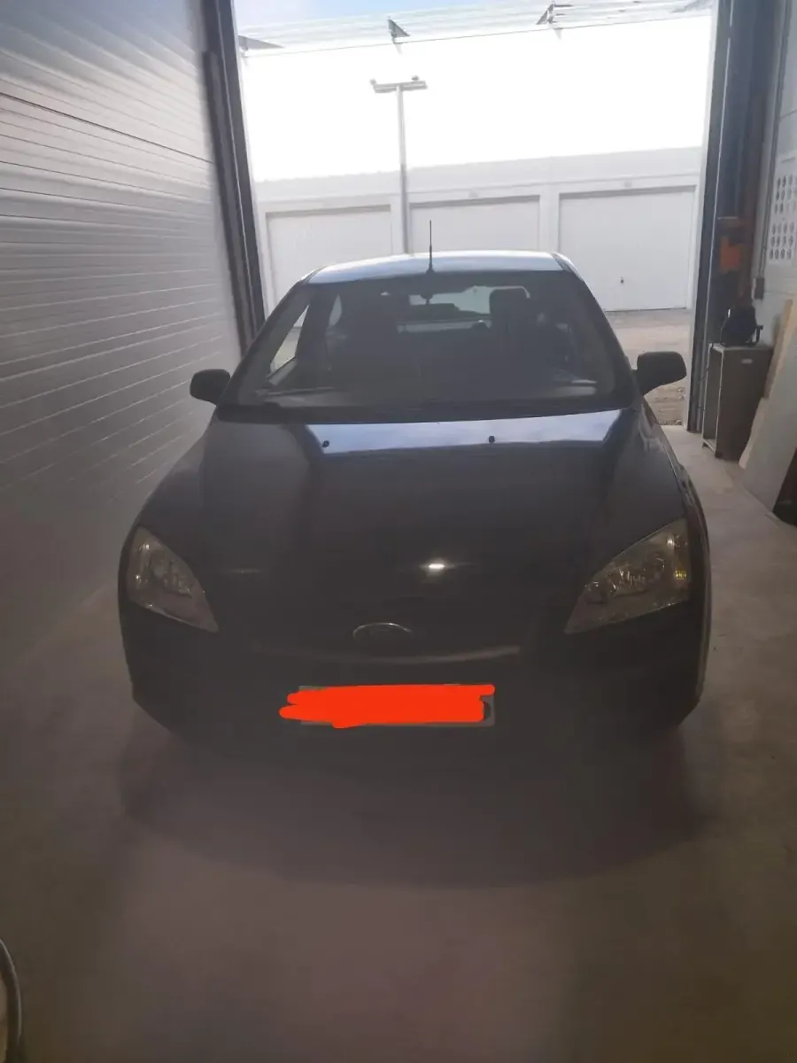 Gebraucht Ford Focus 80 PS (58 kW) 2004 Blau Limousine