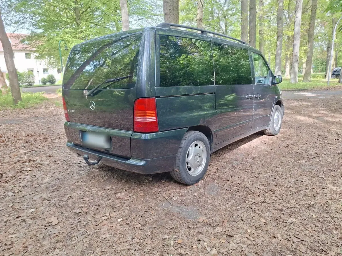 Gebraucht Mercedes V280 174 PS (127 kW) 2000 Grau Van / Kleinbus