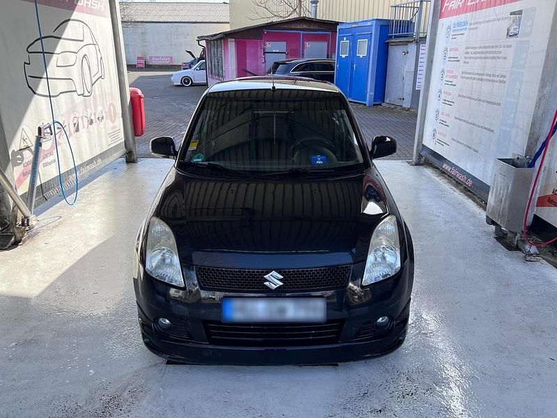 Gebraucht Suzuki Swift 100 PS (73 kW) 2005 Schwarz Kleinwagen