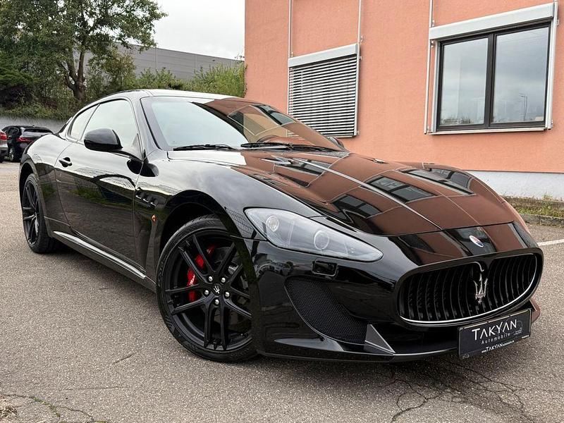Schwarz Gebraucht 2012 Maserati Granturismo Coupé | 49.990 € (Teuer) - Bild 1/4