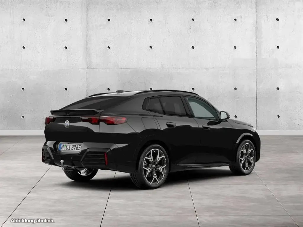 Neu BMW X2 Efficient Dynamics 156 PS (114 kW) 2026 Black sapphire SUV