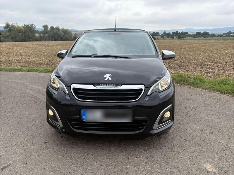 Gebraucht Peugeot 108 Top! Collection 72 PS (52 kW) 2020 Schwarz Kleinwagen