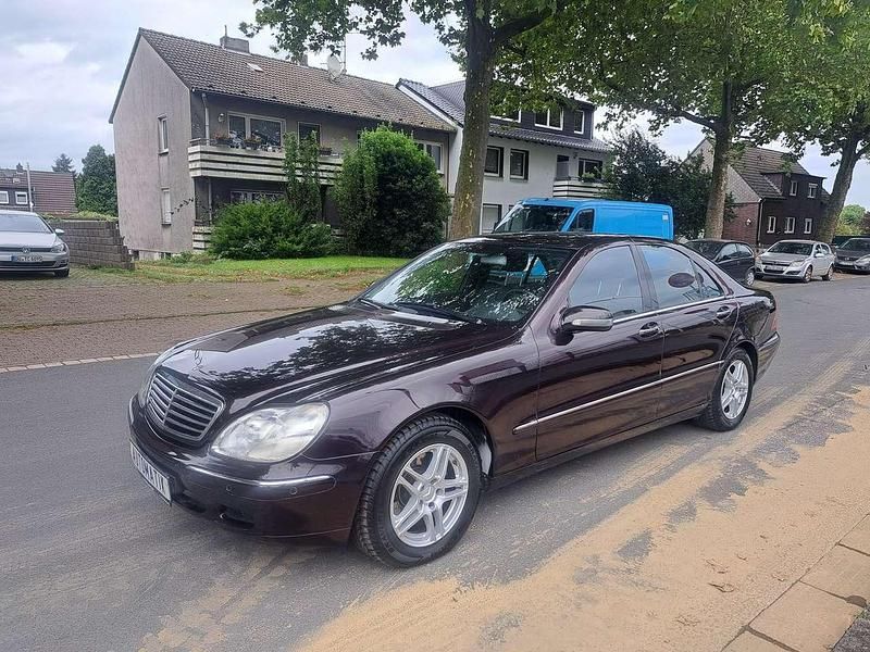 Violett Gebraucht 1999 Mercedes S320 Limousine | 7.950 € (Etwas zu teuer) - Bild 1/4