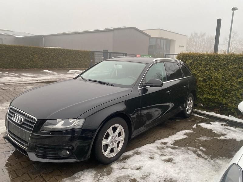 Schwarz Gebraucht 2009 Audi A4 Ambiente Kombi | 2.900 € (Superpreis) - Bild 1/4