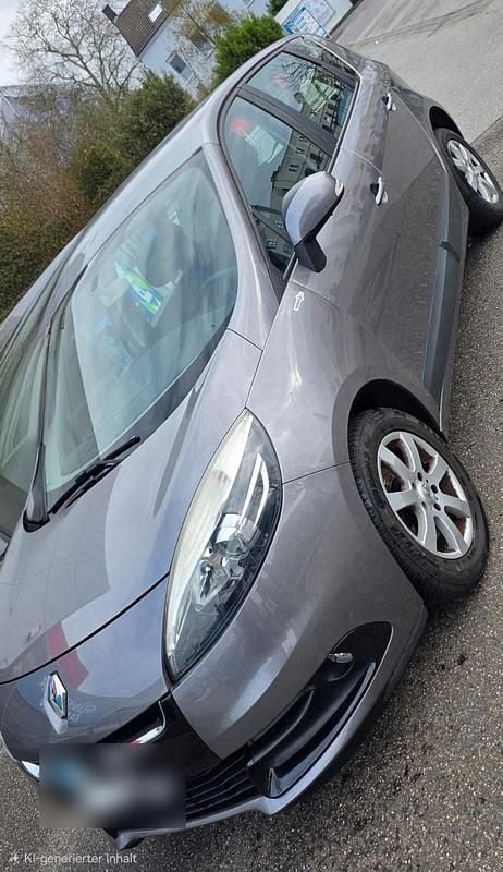 Gebraucht Renault Scénic III 113 PS (83 kW) 2012 Grau Van / Kleinbus