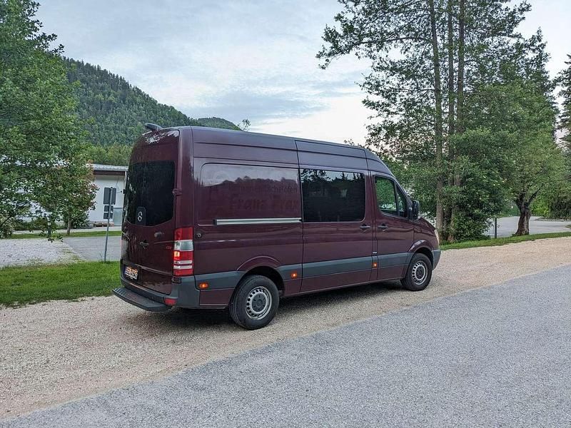 Rot Gebraucht 2013 Mercedes Sprinter Van | 19.950 € - Bild 1/4
