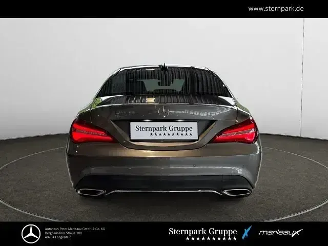 Gebraucht Mercedes CLA180 122 PS (89 kW) 2019 Grau Coupé