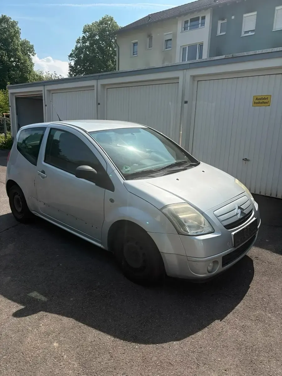 Gebraucht Citroën C2 60 PS (44 kW) 2005 Silber Kleinwagen