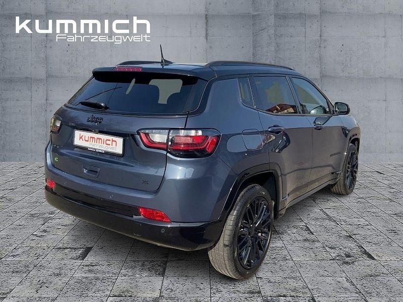 Gebraucht Jeep Compass 131 PS (96 kW) 2024 Blau SUV