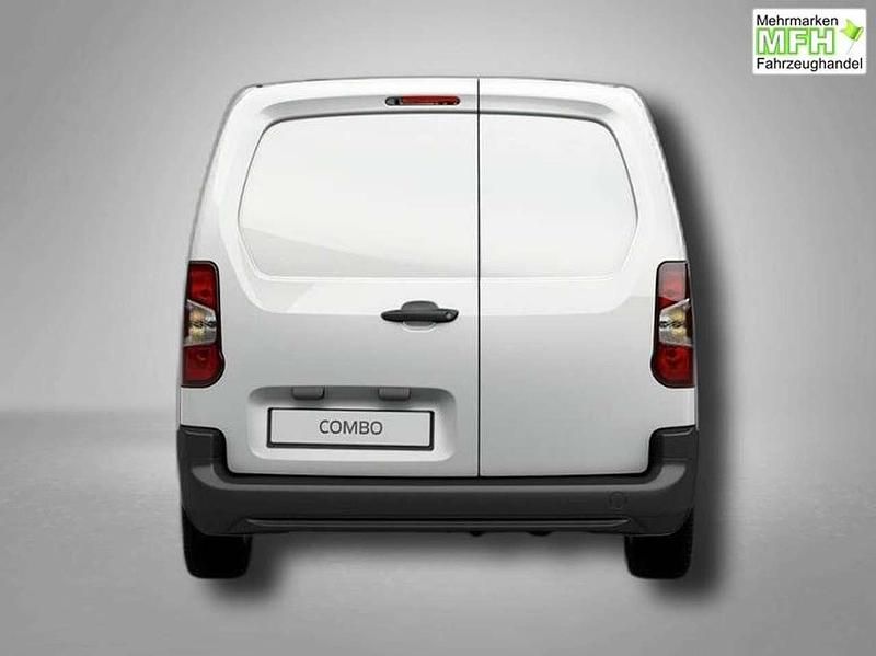 Gebraucht Opel Combo 102 PS (75 kW) 2025 Kaolin weiß Van / Kleinbus