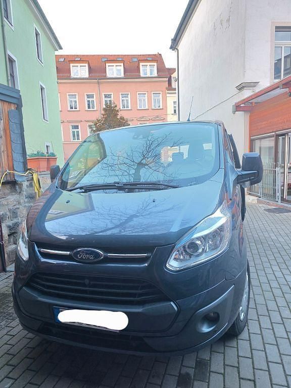 Gebraucht Ford Tourneo 155 PS (114 kW) 2015 Andere farben Van / Kleinbus