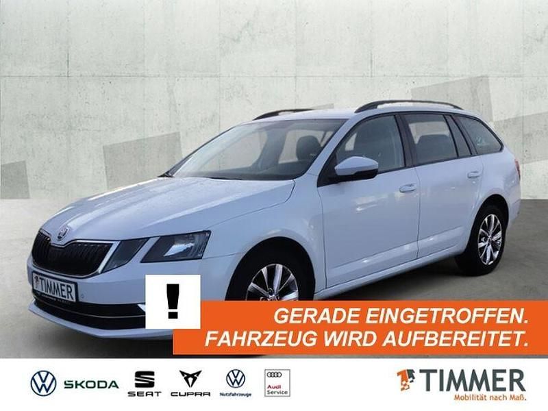 Weiß Gebraucht 2020 Skoda Octavia Style Kombi | 16.360 € (Fairer Preis) - Bild 1/4