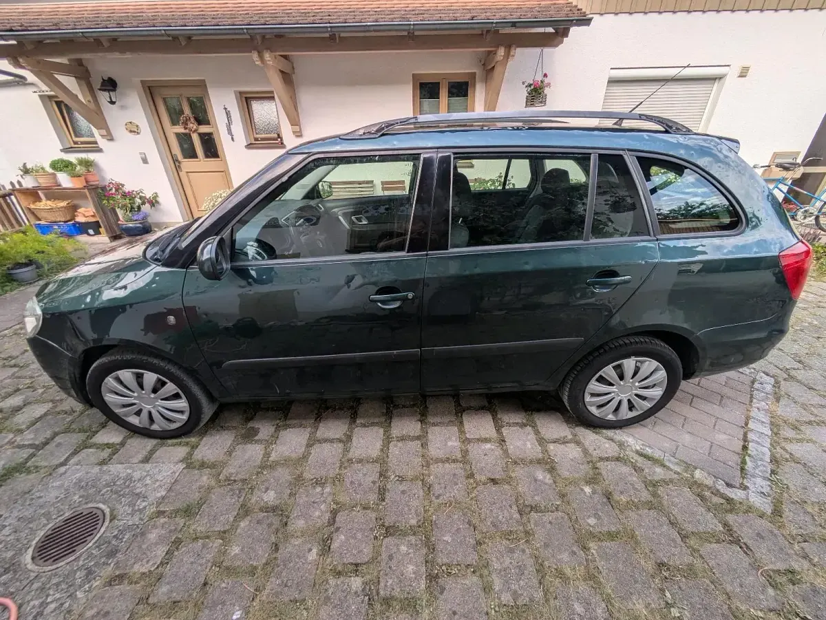 Gebraucht Skoda Fabia 69 PS (50 kW) 2008 Grün Kombi
