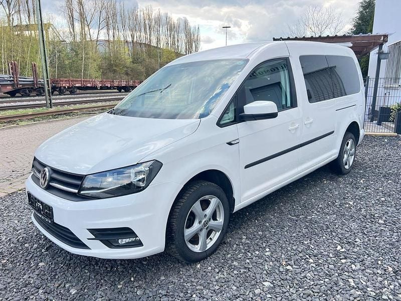 Second-hand VW Caddy 122 CP (89 kW) 2015 Alb Monovolum