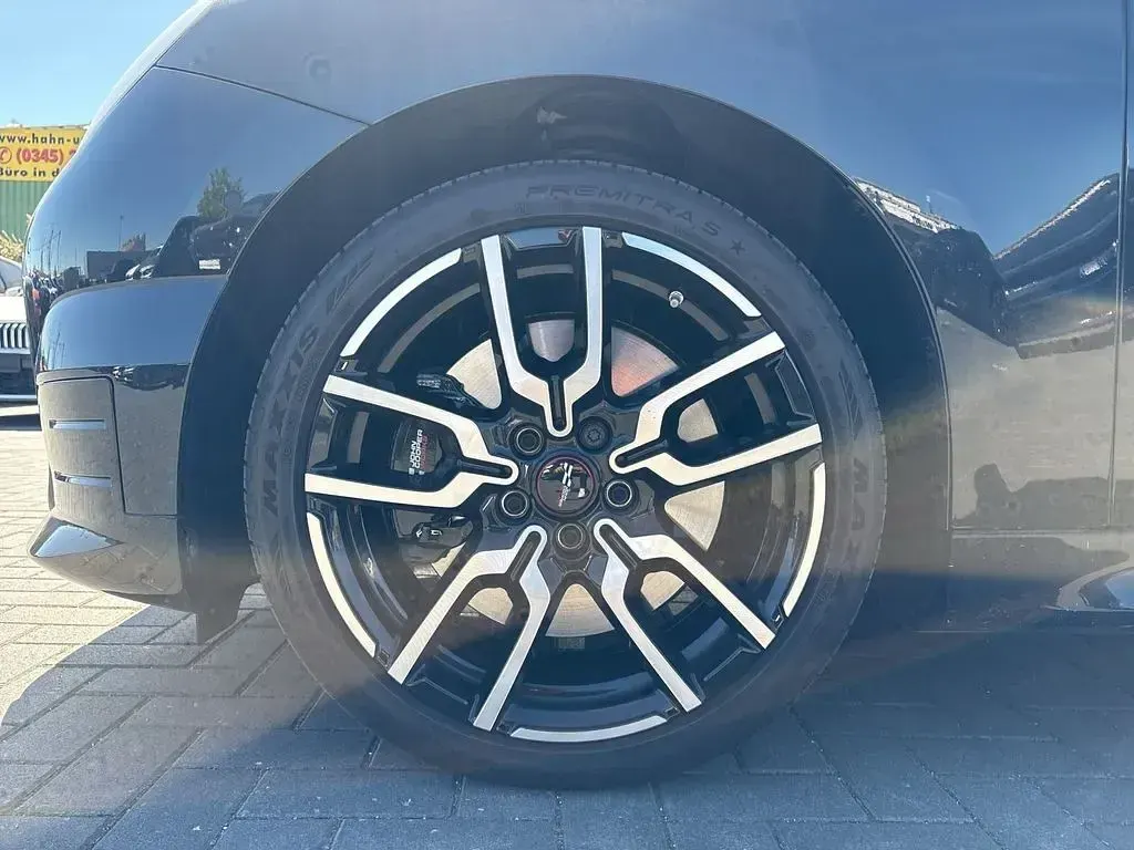 Usata Mini Cooper 135 kW (184 CV) 2024 Nero Utilitaria