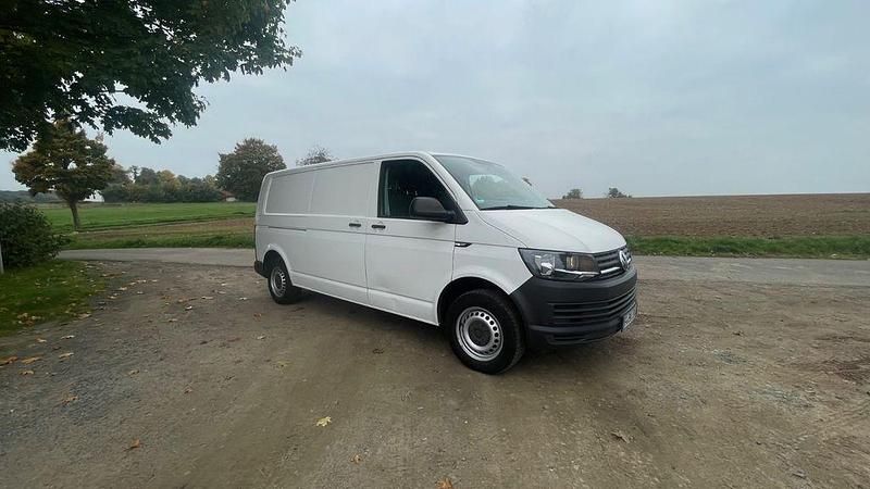 Weiß Gebraucht 2019 VW Transporter Van | 9.000 € - Bild 1/4
