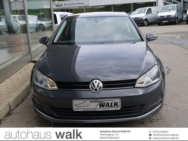 Uranograu Gebraucht 2015 VW Golf LOUNGE Limousine | 10.980 € (Fairer Preis) - Bild 1/4