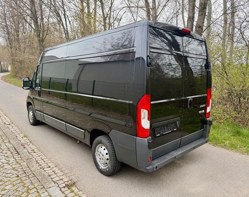 Gebraucht Peugeot Boxer Avantage 131 PS (96 kW) 2016 Schwarz Van