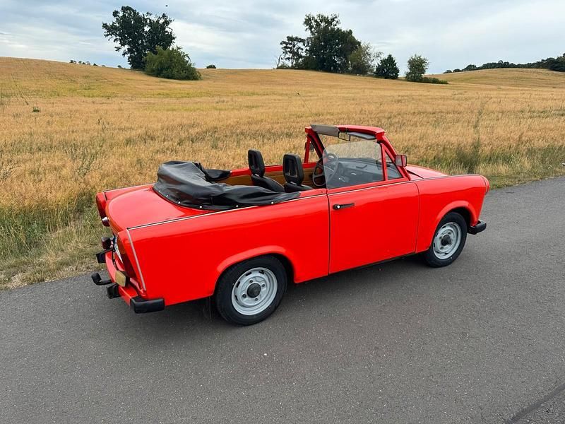 Rot Gebraucht 1985 Trabant 601 Cabrio | 9.800 € - Bild 1/4