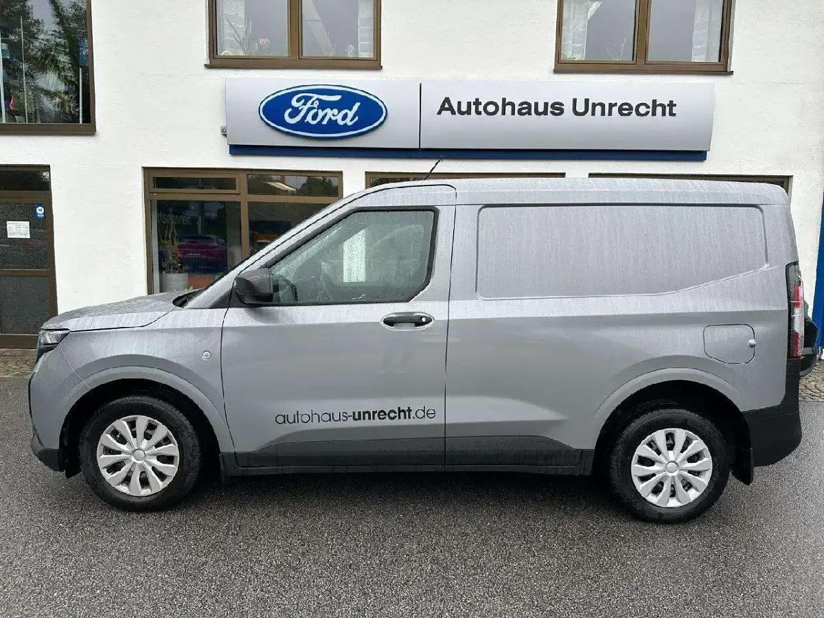 Gebraucht Ford Transit Trend 101 PS (74 kW) 2026 Solarsilbermetallic Van / Kleinbus