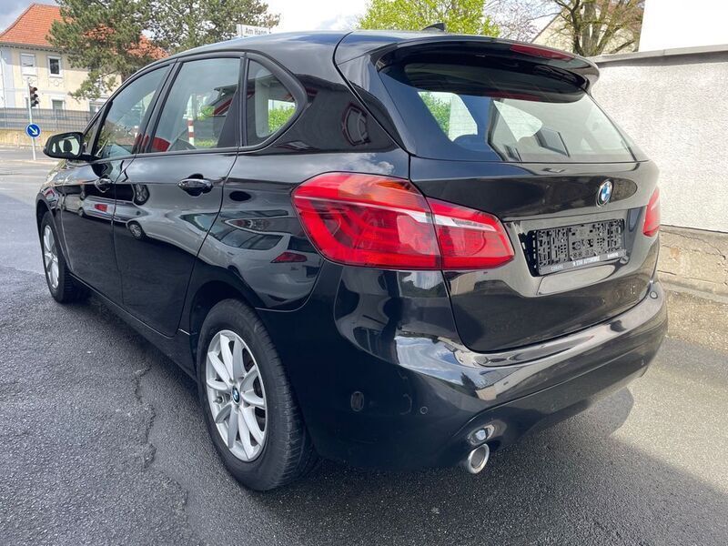 Gebraucht BMW 216 Active Tourer Advantage 116 PS (85 kW) 2018 Schwarz Van / Kleinbus