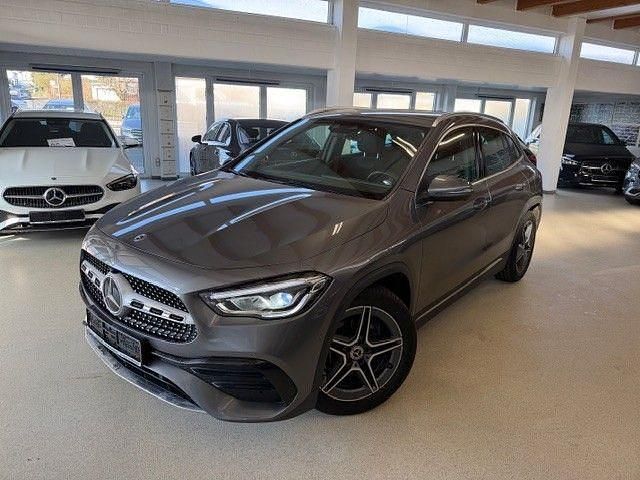 Gebraucht Mercedes GLA200 AMG 163 PS (119 kW) 2020 Mountaingrau SUV