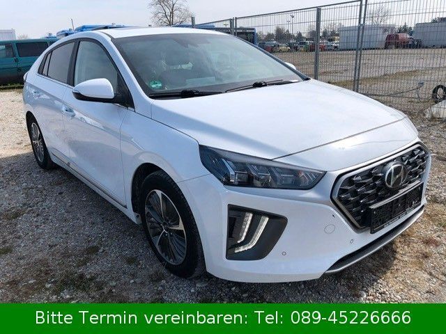 Gebraucht Hyundai Ioniq Prime 105 PS (77 kW) 2022 Weiß Kleinwagen