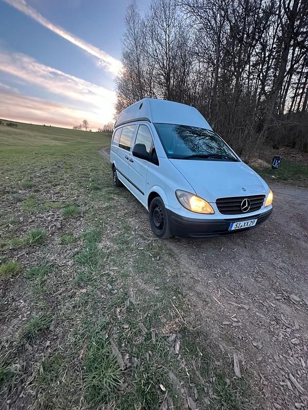 Weiß Gebraucht 2008 Mercedes Vito Van / Kleinbus | 3.800 € - Bild 1/4