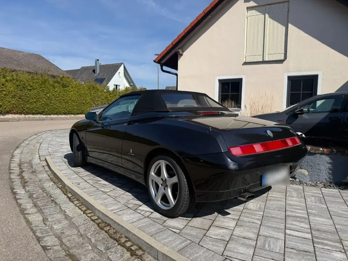 Gebraucht Alfa Romeo Spider 166 PS (122 kW) 2004 Schwarz Cabrio