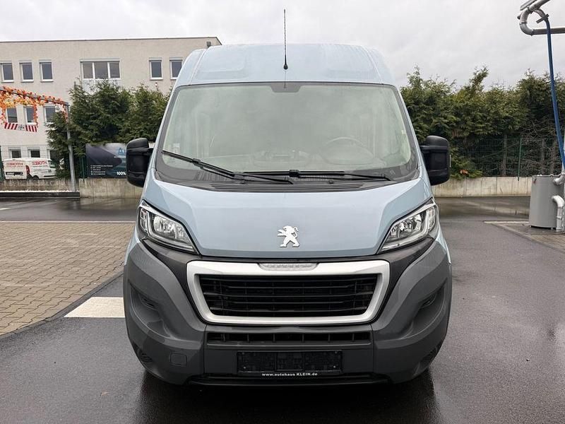Grau Gebraucht 2017 Peugeot Boxer Van | 9.500 € (Guter Preis) - Bild 1/4