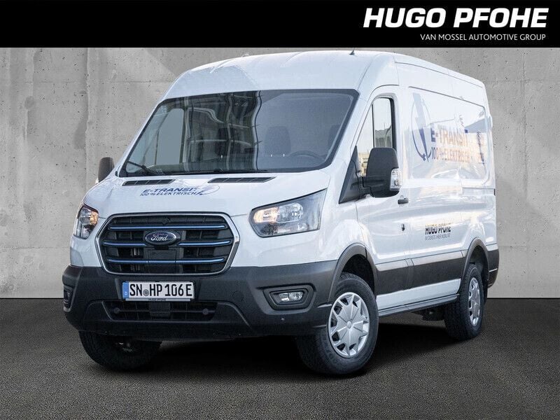 Weiß Gebraucht 2023 Ford Transit Trend Van | 38.420 € (Guter Preis) - Bild 1/4
