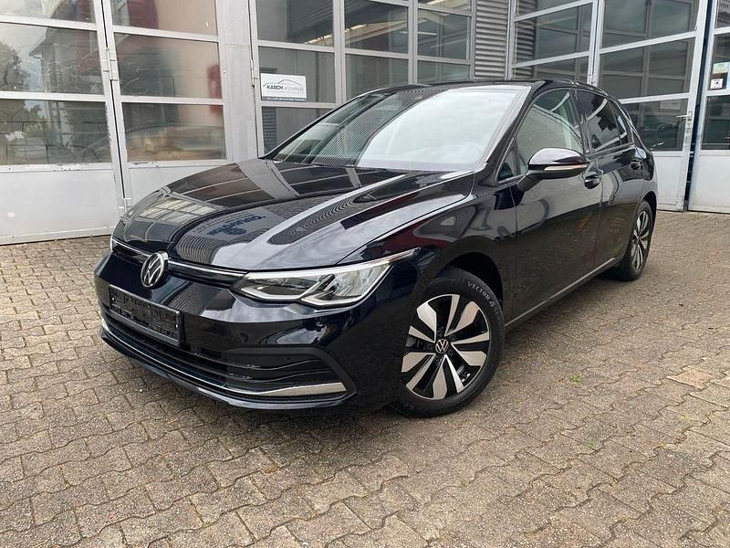 Schwarz Gebraucht 2023 VW Golf VIII Move Limousine | 19.200 € (Guter Preis) - Bild 1/4