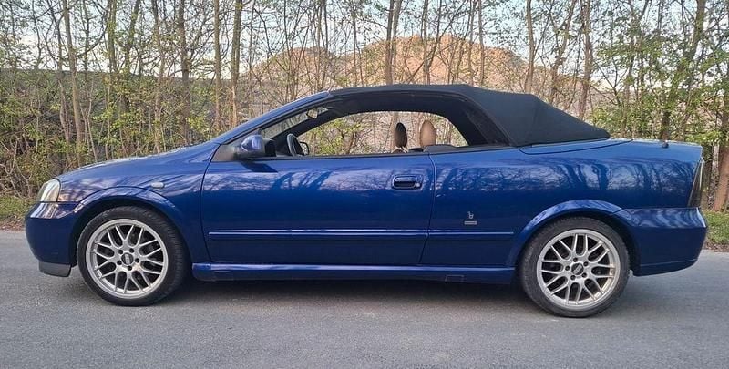 Gebraucht Opel Astra Cabriolet Edition 125 PS (91 kW) 2003 Blau Cabrio