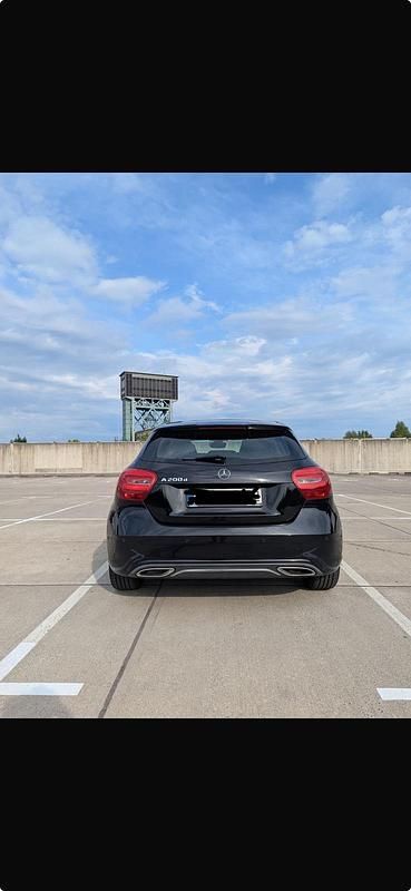 Gebraucht Mercedes A200 136 PS (100 kW) 2017 Schwarz Limousine
