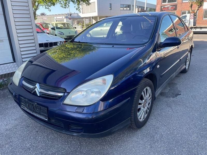 Blau Gebraucht 2004 Citroën C5 Exclusive Limousine | 1.800 € (Fairer Preis) - Bild 1/4