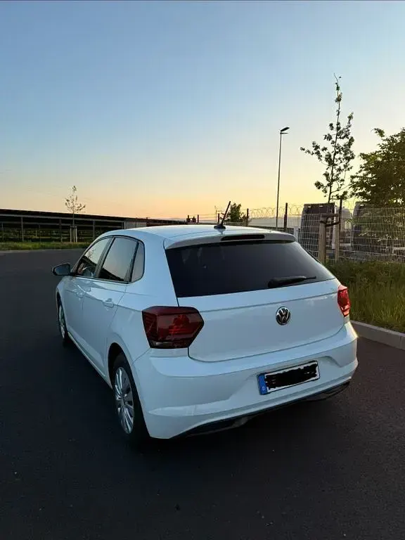 Gebraucht VW Polo 80 PS (58 kW) 2019 Weiß Kleinwagen
