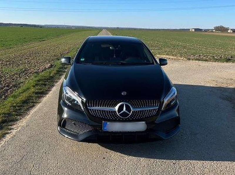 Schwarz Gebraucht 2018 Mercedes A200 Edition Limousine | 16.900 € (Etwas zu teuer) - Bild 1/4