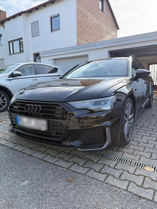Schwarz Gebraucht 2019 Audi A6 S-Line Kombi | 25.300 € (Teuer) - Bild 1/4